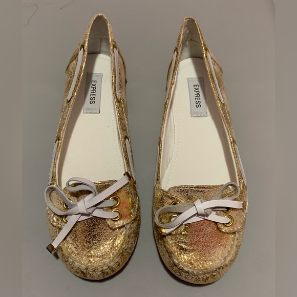 Express Shoes - NWOT. Express Metallic Gold Loafers with Bow